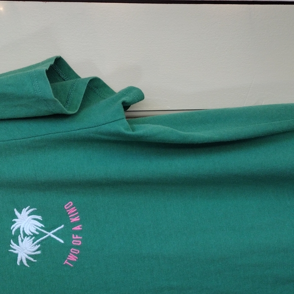 Women's Old Navy Two of a Kind large green tee - Picture 1 of 5